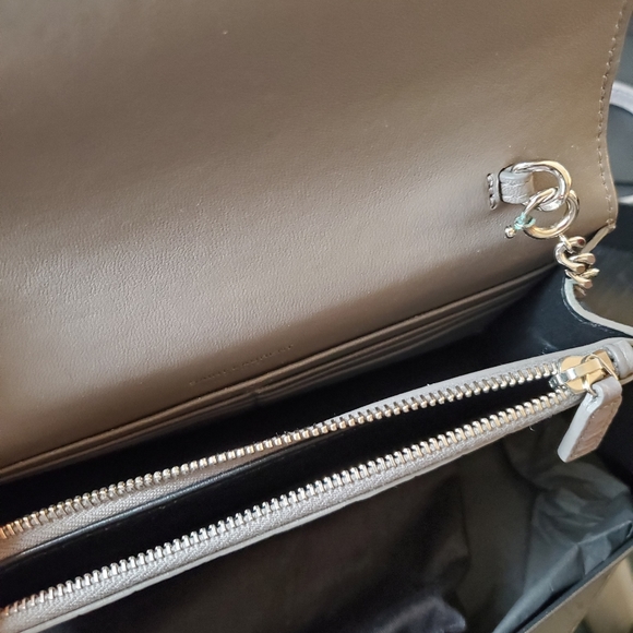 YVES Saint Laurent Kate Chain Wallet With Tassel - Picture 12 of 16